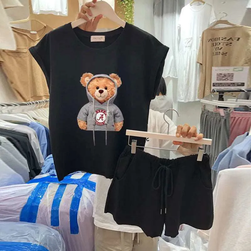 Cartoon Bear Sleeveless T-shirt and Shorts