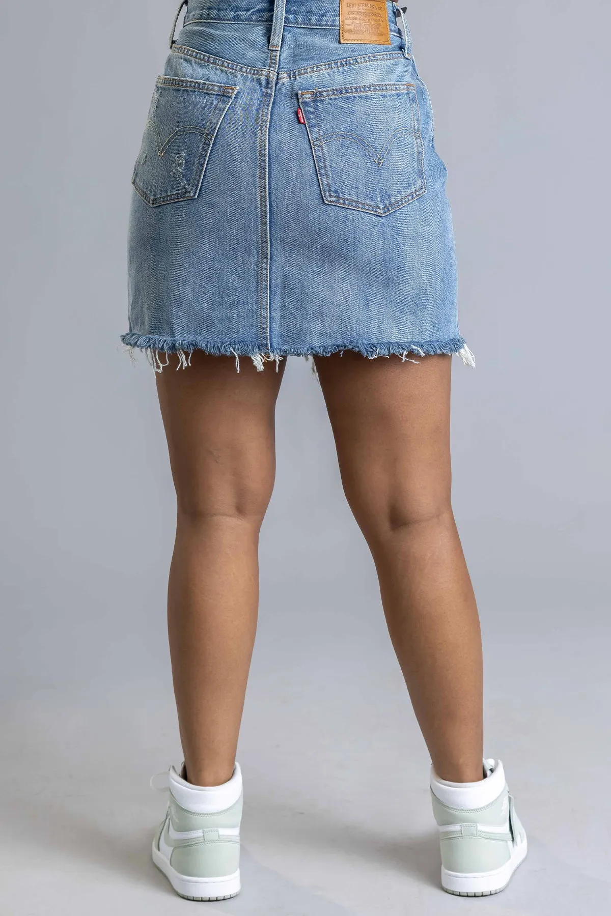 LEVIS SHREDDED SKIRT