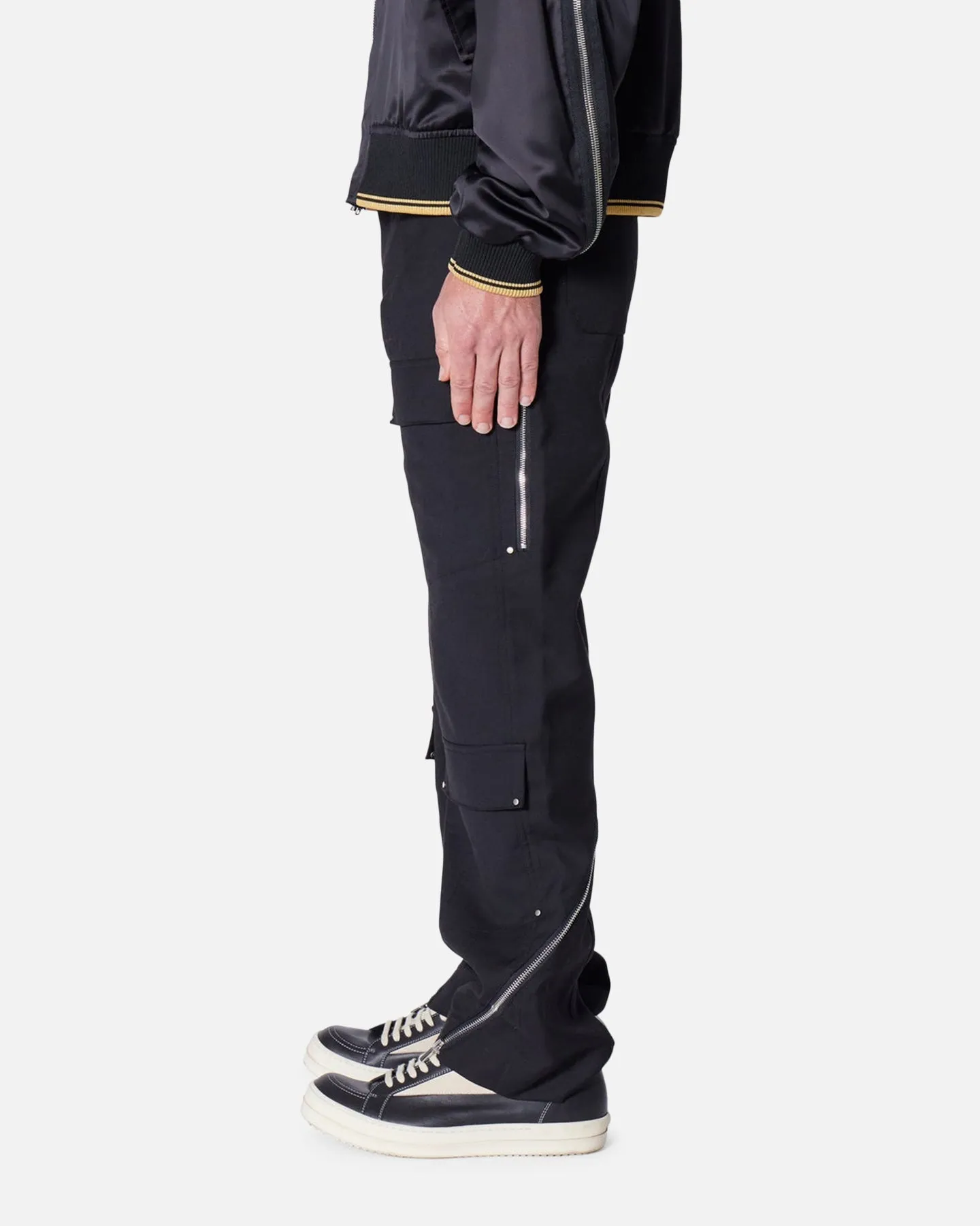 MNML Angled Zip Cargo Pants Black