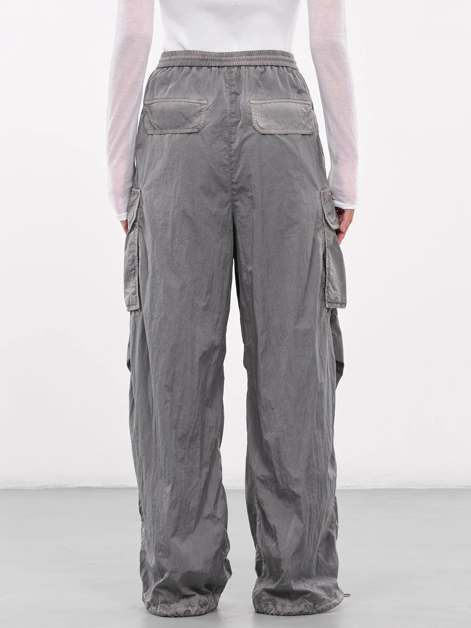 Nylon Cargo Pants (JW4721W03-GREY)