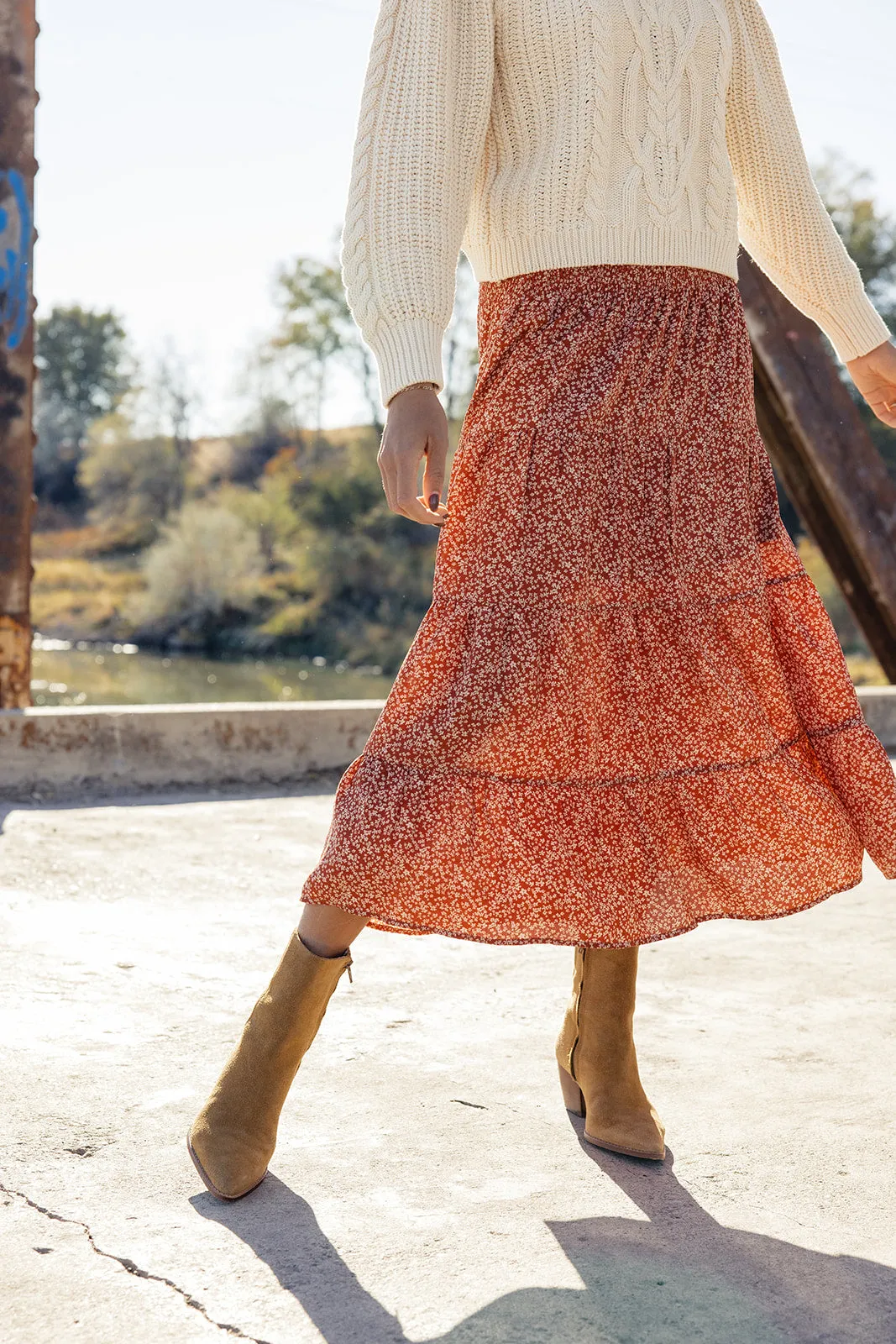 Who Else Floral Midi Skirt