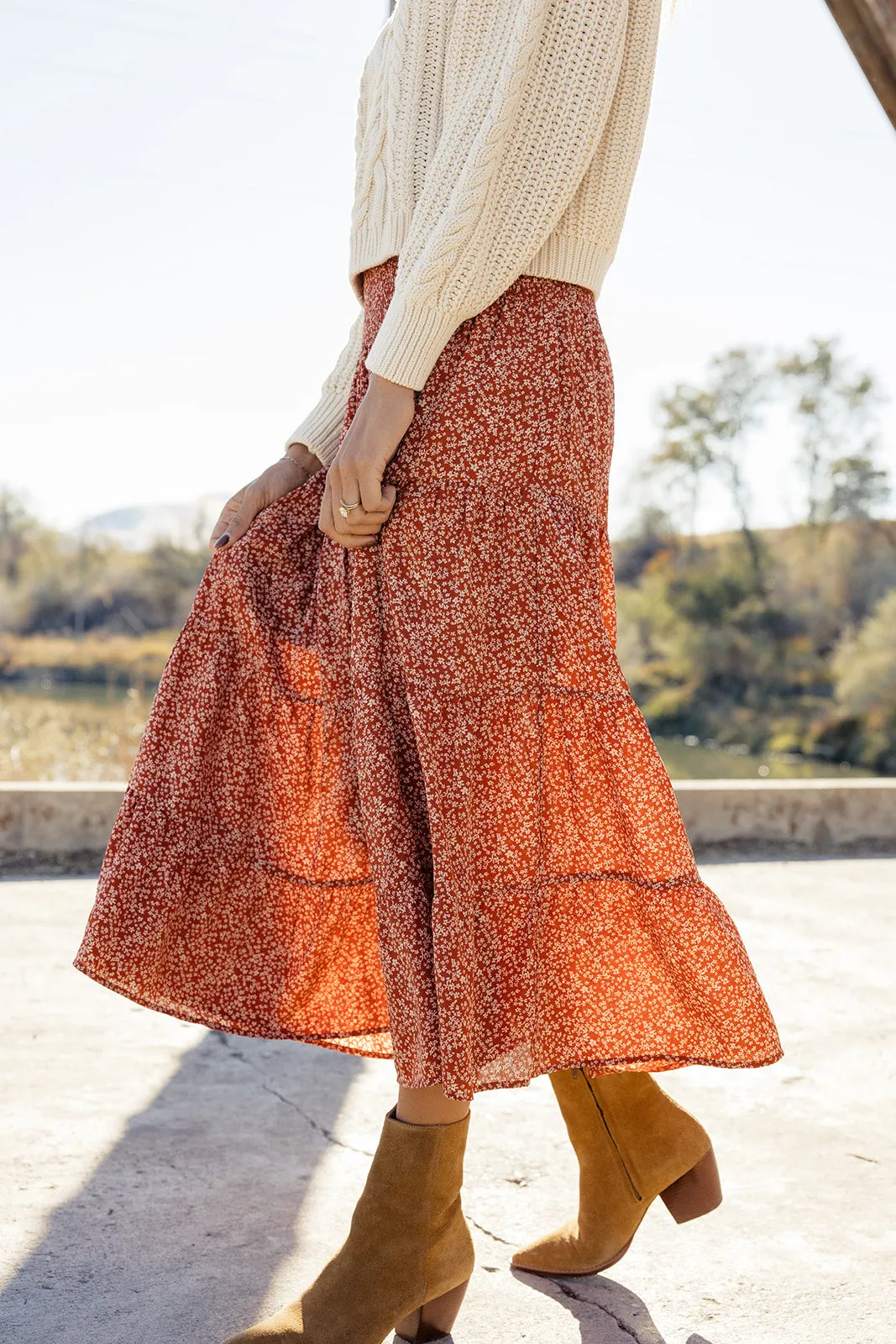 Who Else Floral Midi Skirt